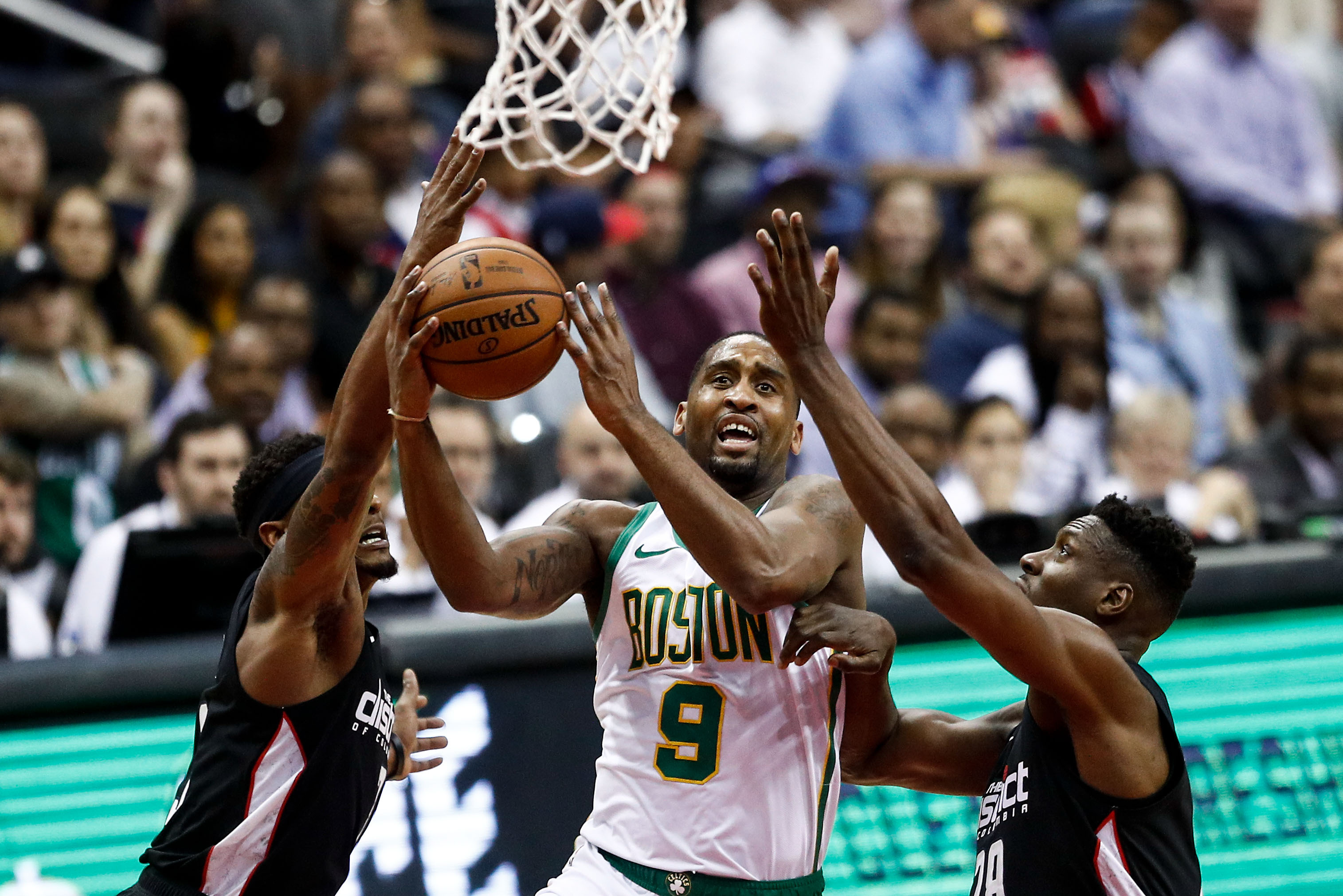 遵循脑震荡 遵循脑震荡