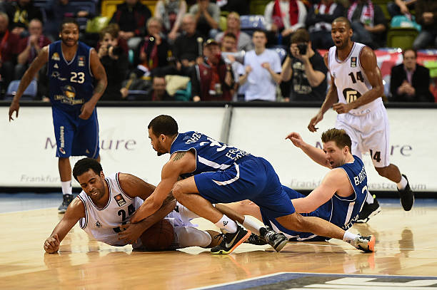 小球队锻炼 小球队锻炼