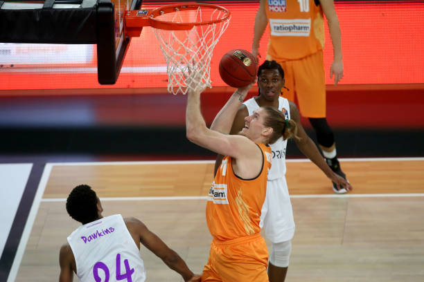 总经理李明 总经理李明